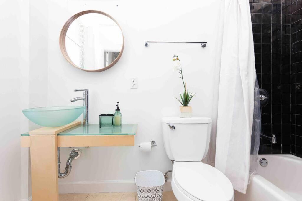 Downtown 1-br With Balcony - 5 Minutes To Wynwood Apartment